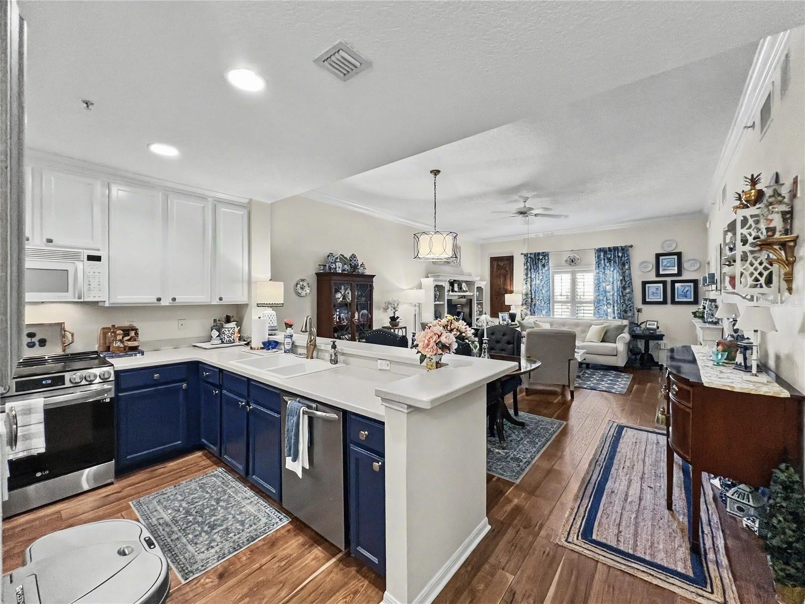 909 WATERSIDE LN #206, CELEBRATION, FL, 34747