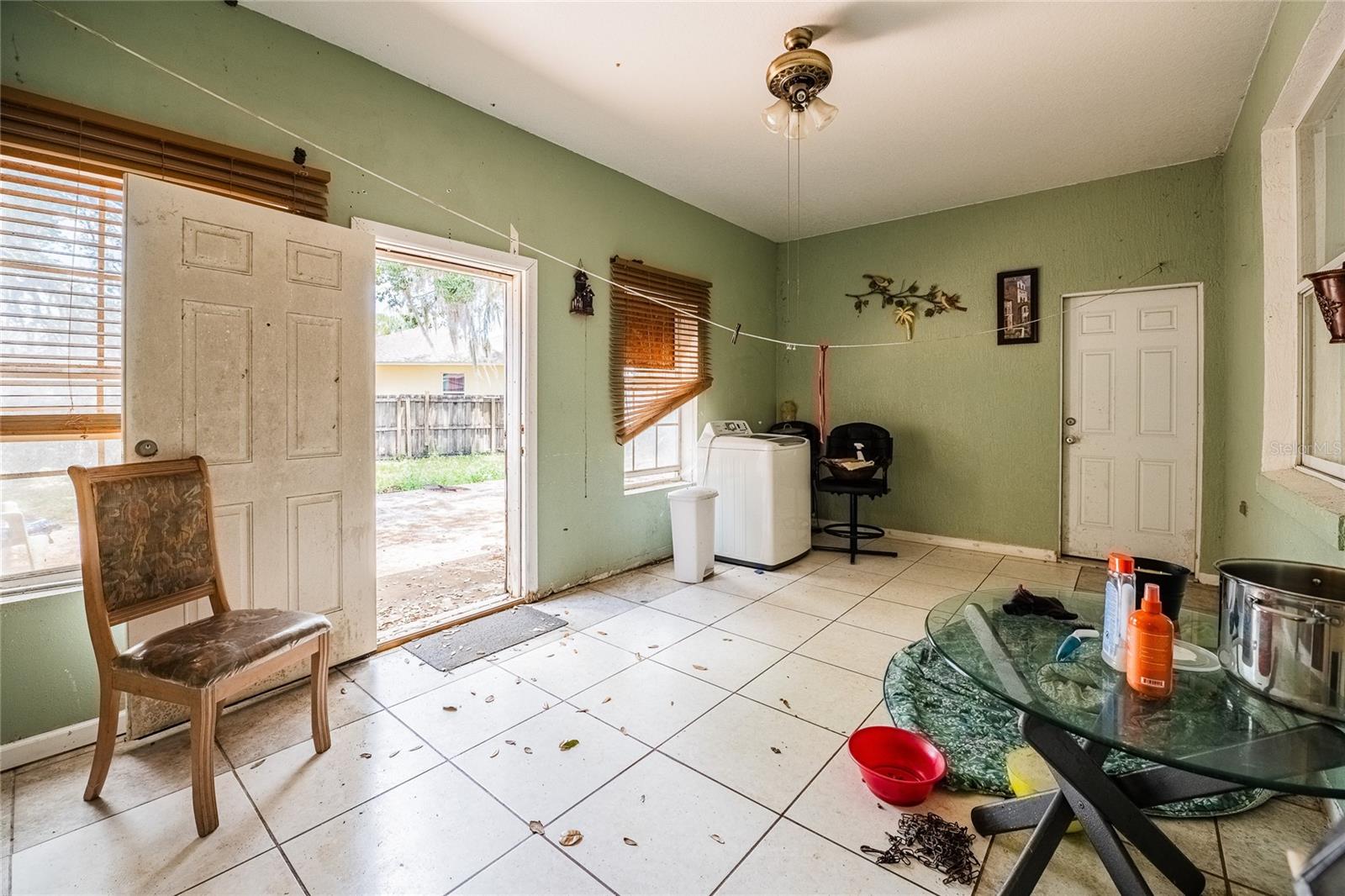 427 LARK CT, KISSIMMEE, FL, 34759