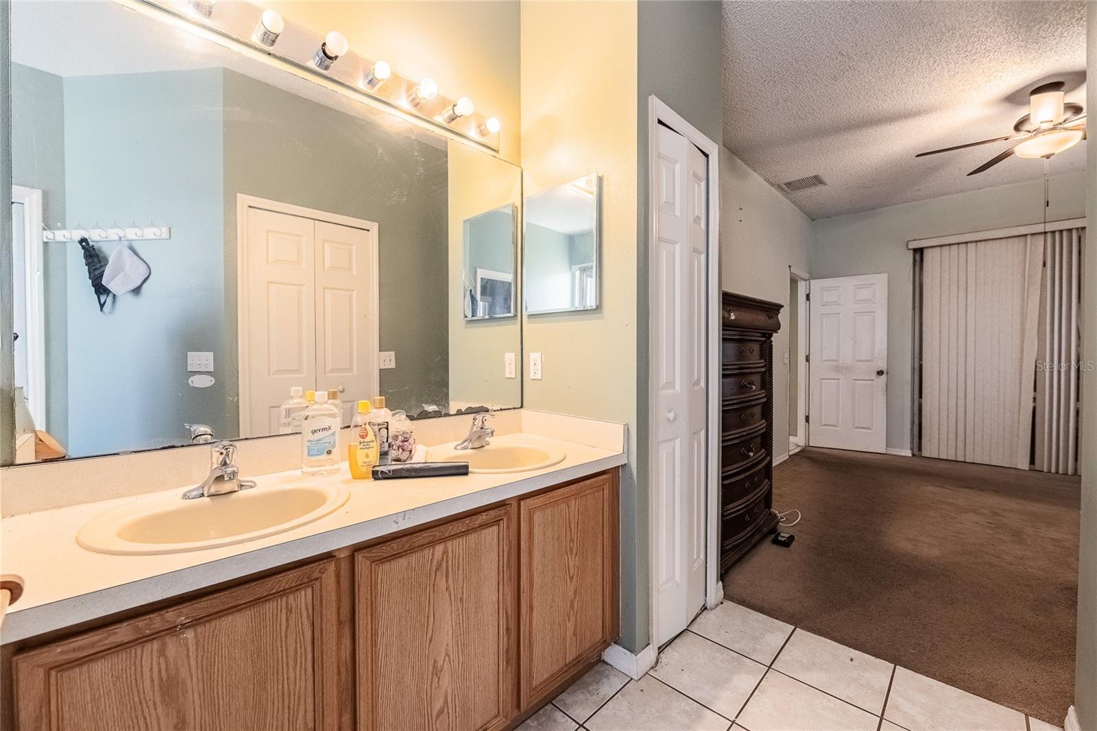 427 LARK CT, KISSIMMEE, FL, 34759