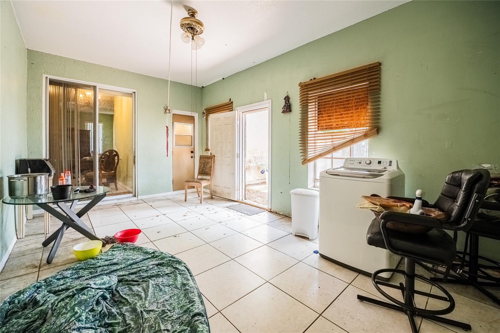 427 LARK CT, KISSIMMEE, FL, 34759