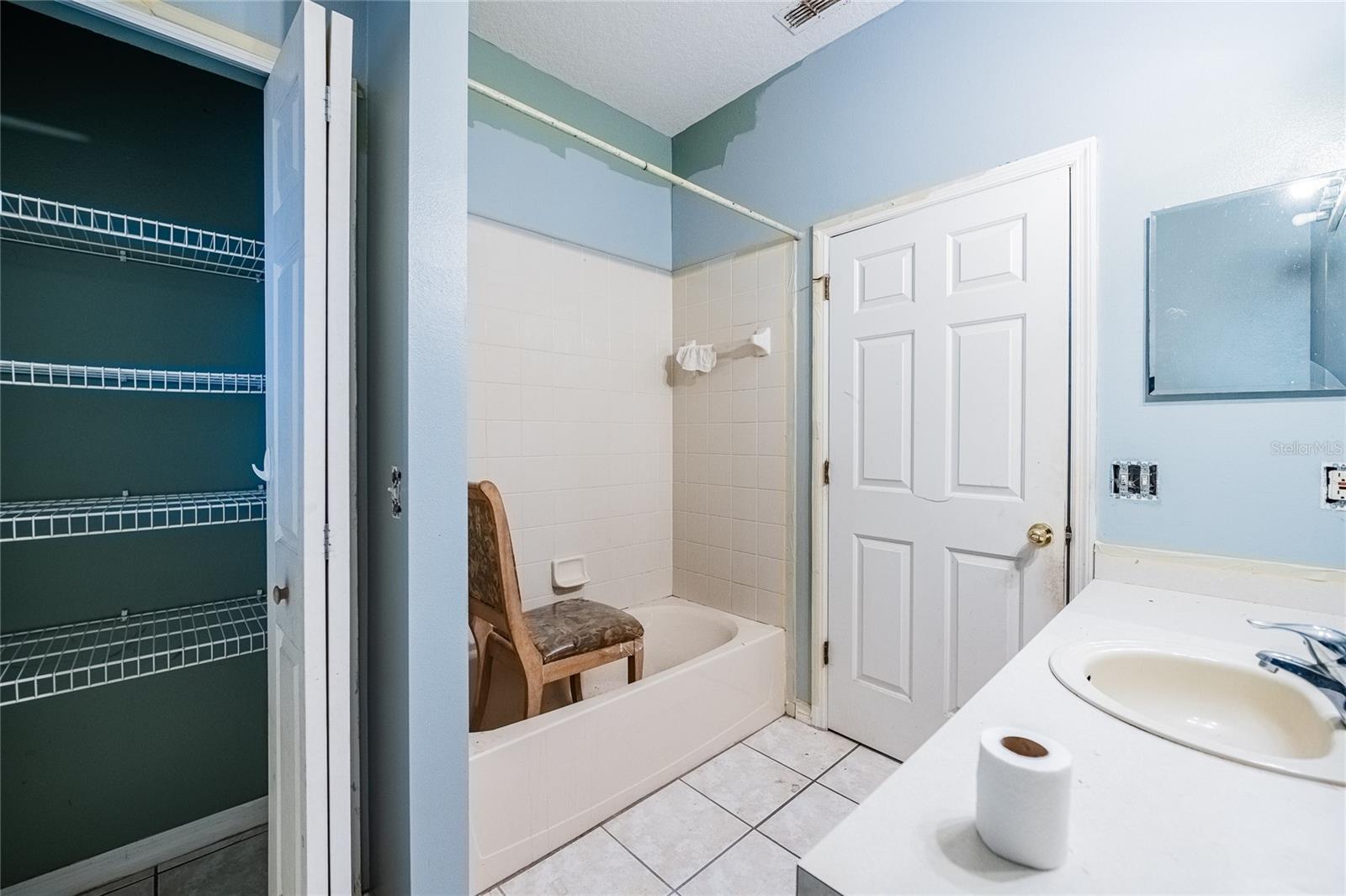 427 LARK CT, KISSIMMEE, FL, 34759
