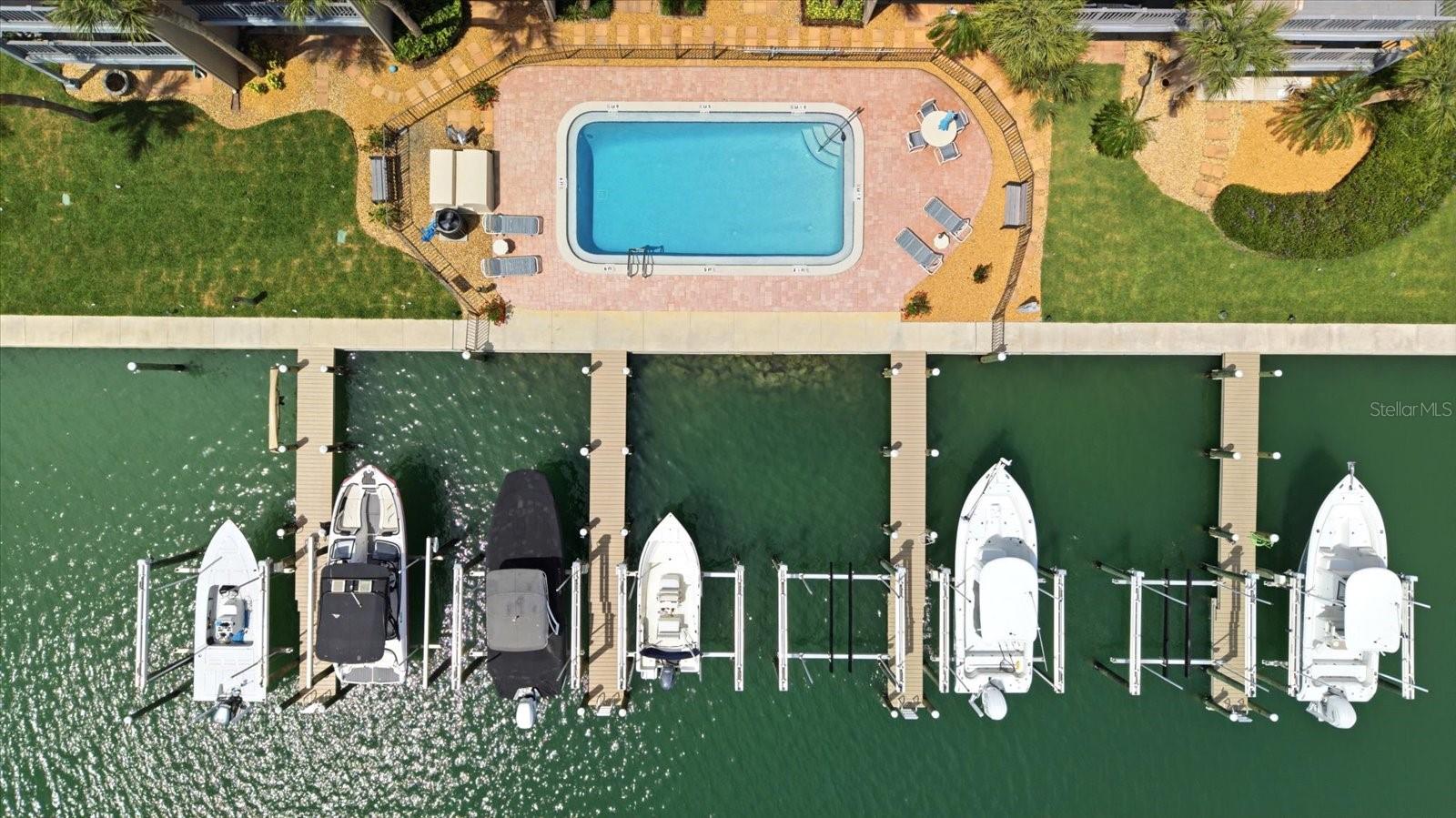 11835 3RD ST E, TREASURE ISLAND, FL, 33706