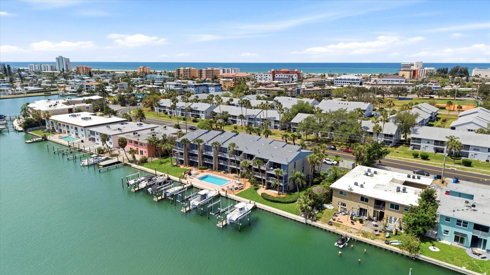 11835 3RD ST E, TREASURE ISLAND, FL, 33706