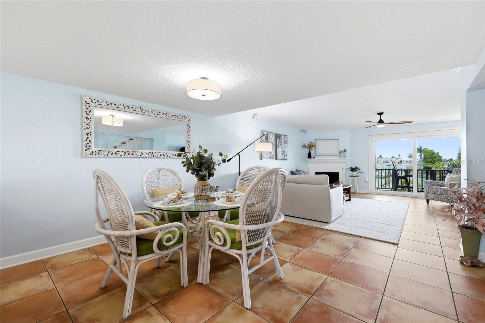 11835 3RD ST E, TREASURE ISLAND, FL, 33706