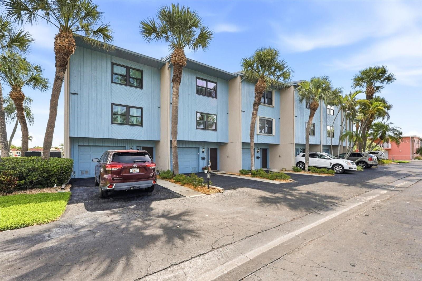 11835 3RD ST E, TREASURE ISLAND, FL, 33706