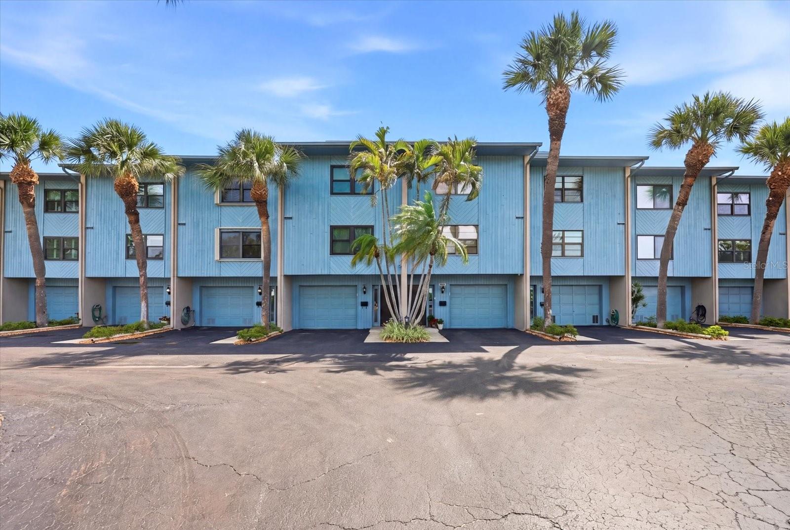 11835 3RD ST E, TREASURE ISLAND, FL, 33706