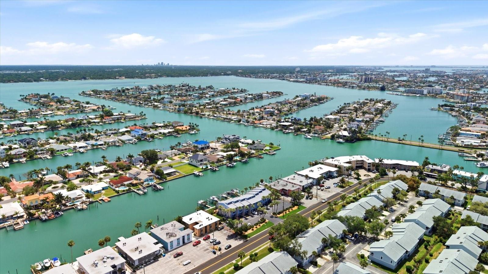 11835 3RD ST E, TREASURE ISLAND, FL, 33706