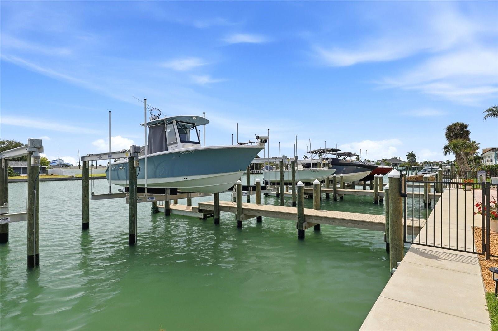 11835 3RD ST E, TREASURE ISLAND, FL, 33706