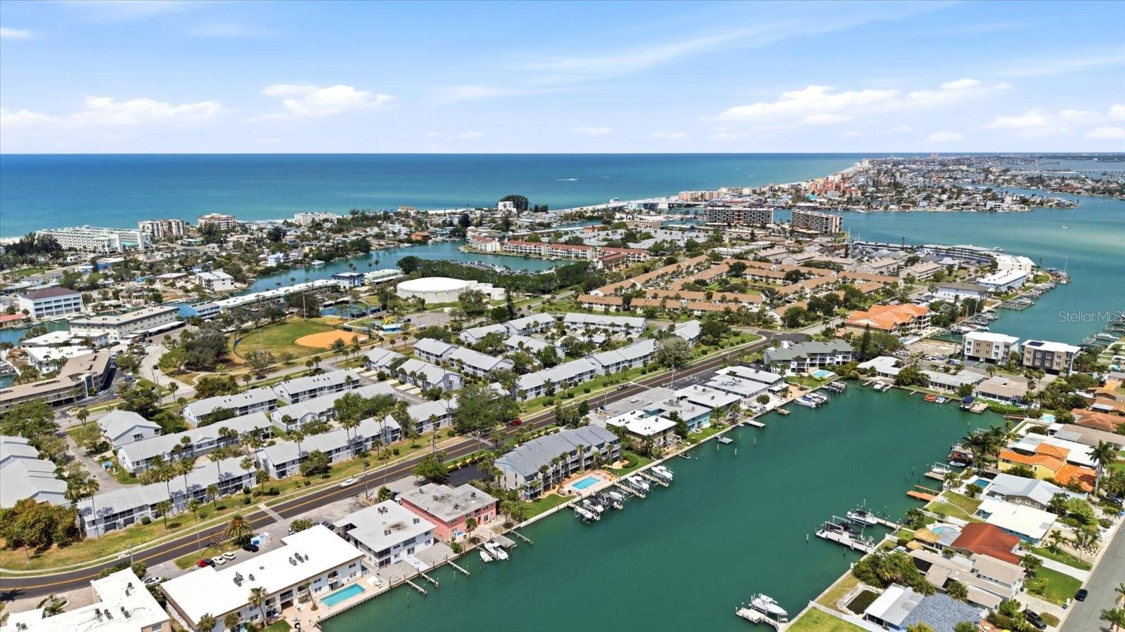 11835 3RD ST E, TREASURE ISLAND, FL, 33706