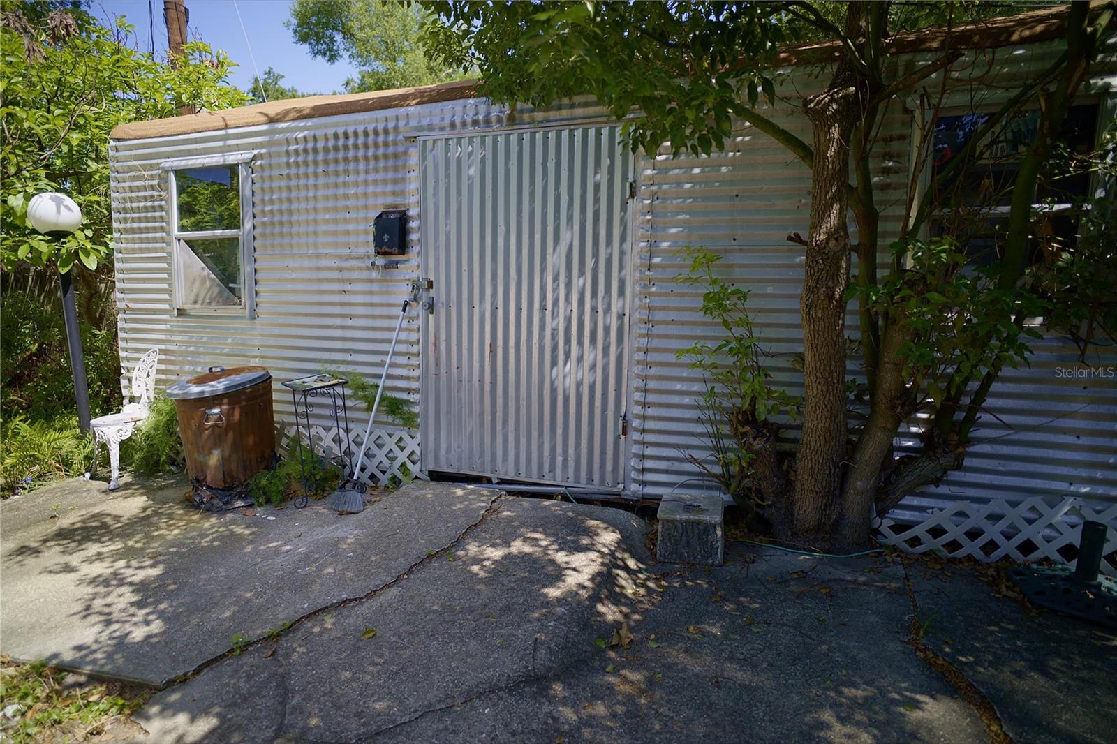 2119 S FERN CREEK AVE, ORLANDO, FL, 32806