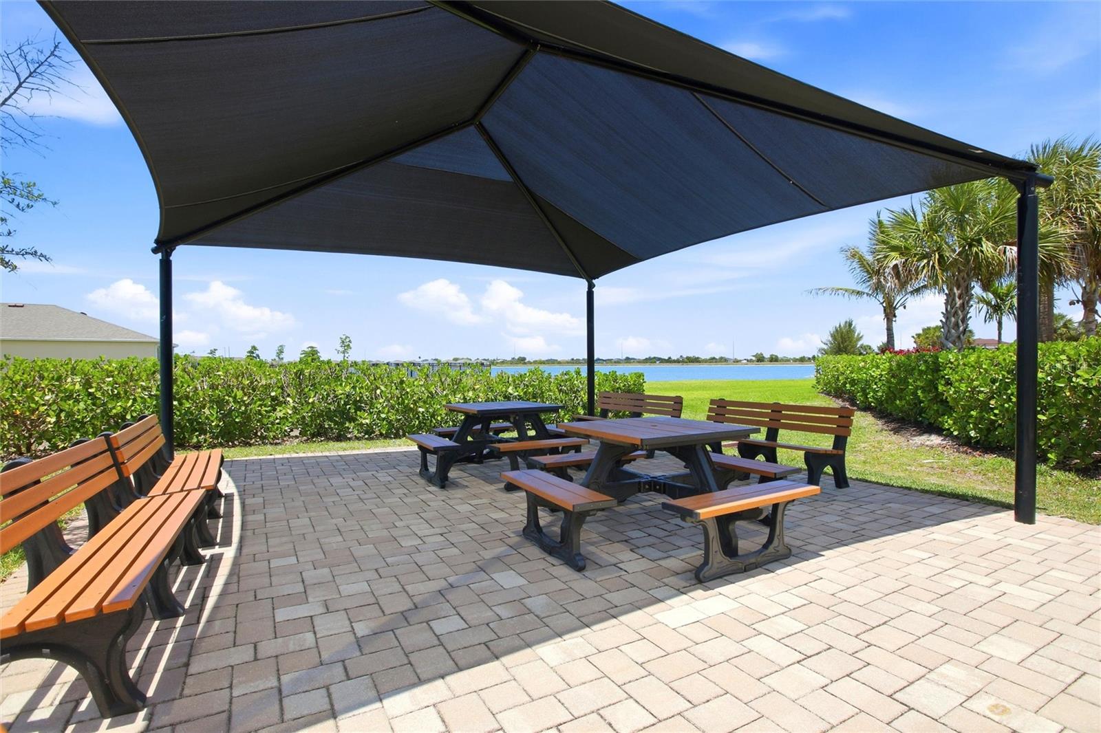 844 HEATHER LAKE AVE, CAPE CORAL, FL, 33993