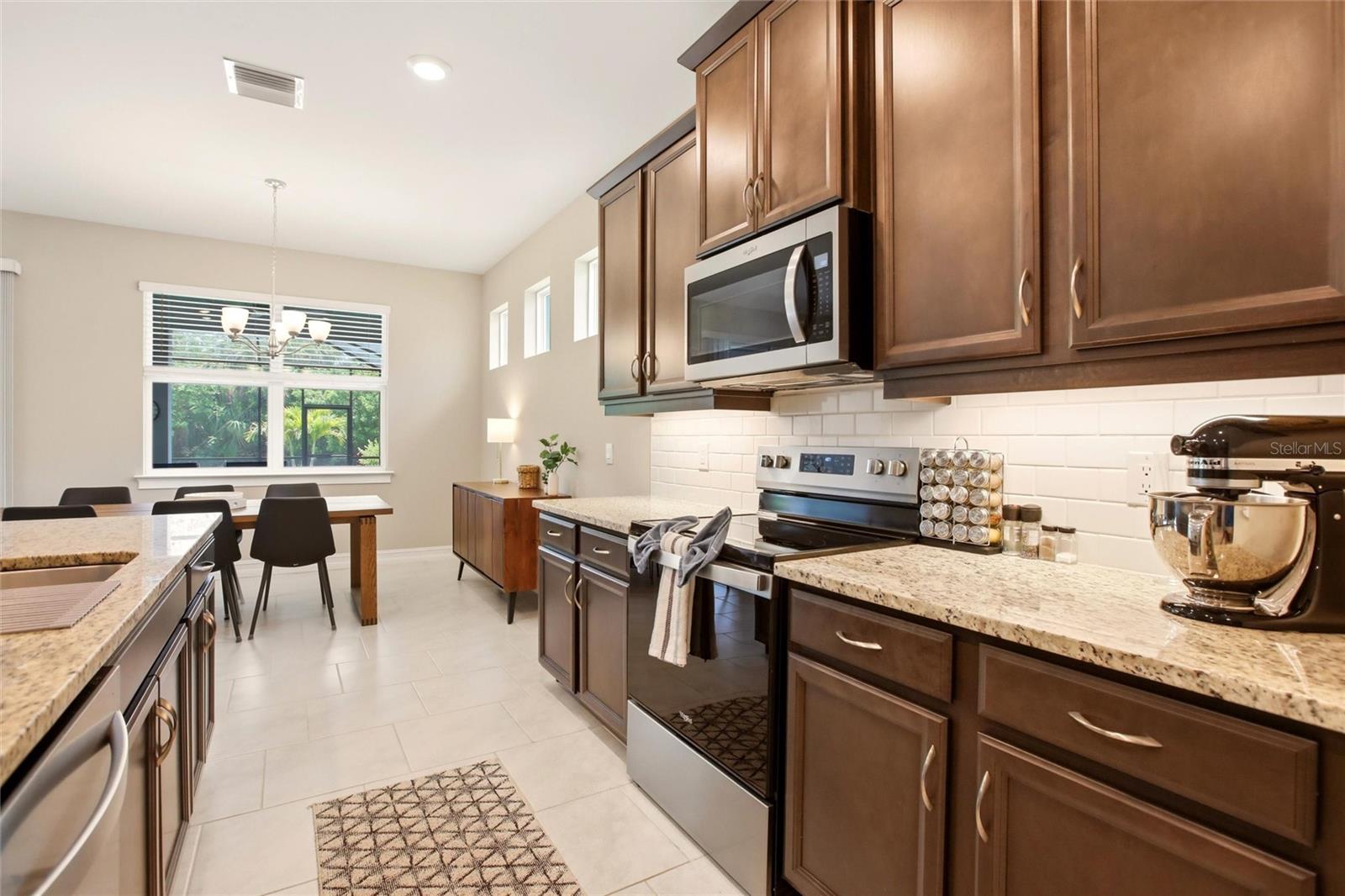 844 HEATHER LAKE AVE, CAPE CORAL, FL, 33993