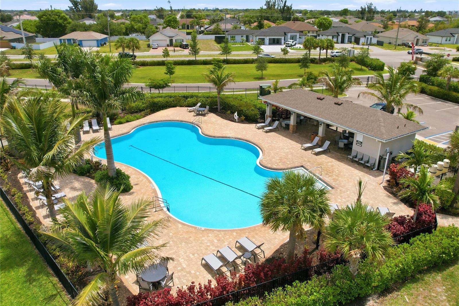 844 HEATHER LAKE AVE, CAPE CORAL, FL, 33993