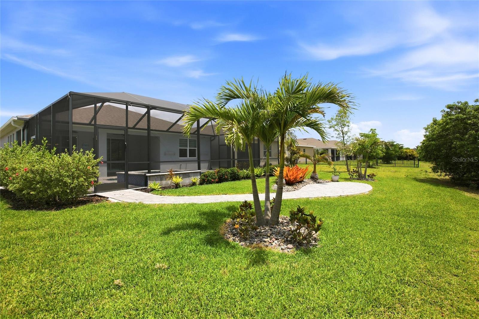 844 HEATHER LAKE AVE, CAPE CORAL, FL, 33993