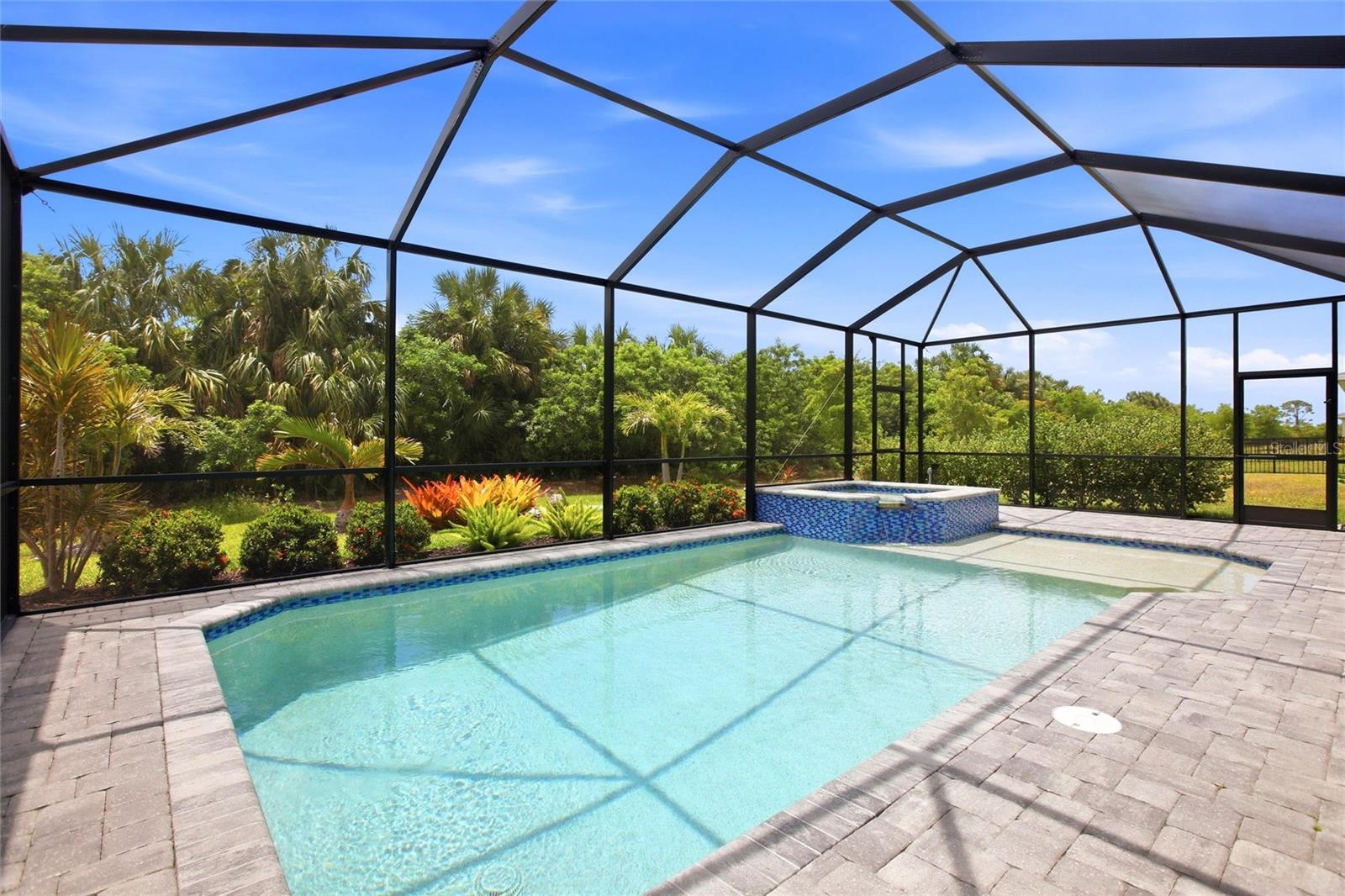 844 HEATHER LAKE AVE, CAPE CORAL, FL, 33993