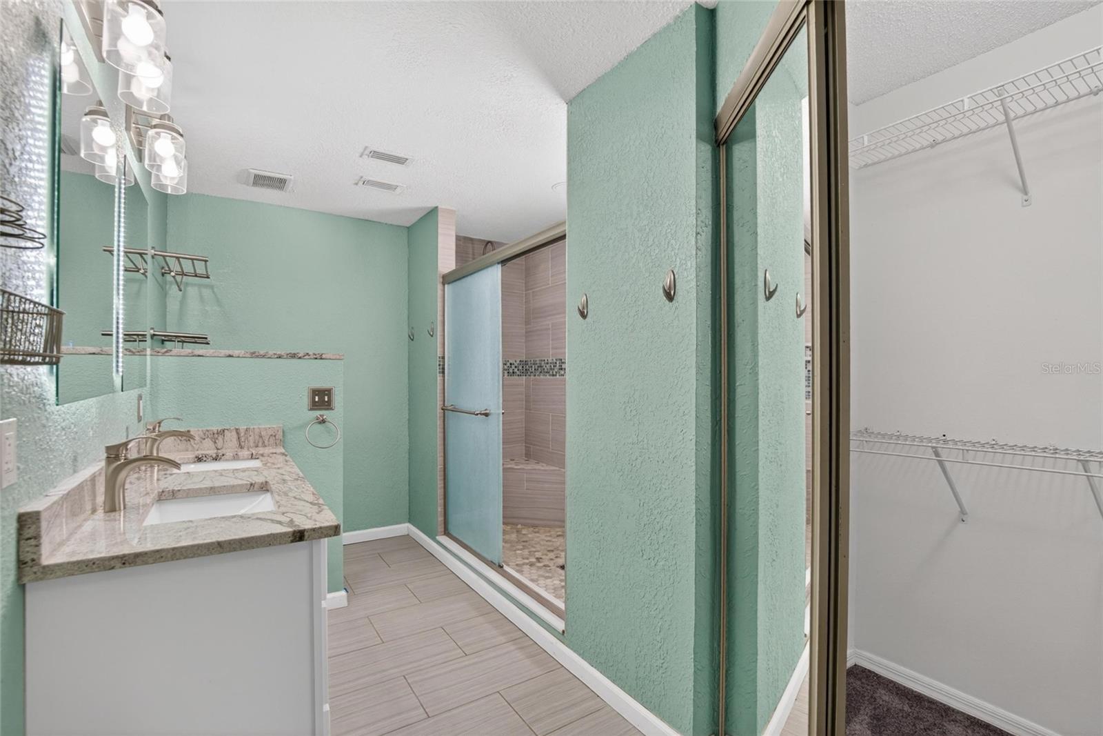 305 SAND RIDGE DR, VALRICO, FL, 33594