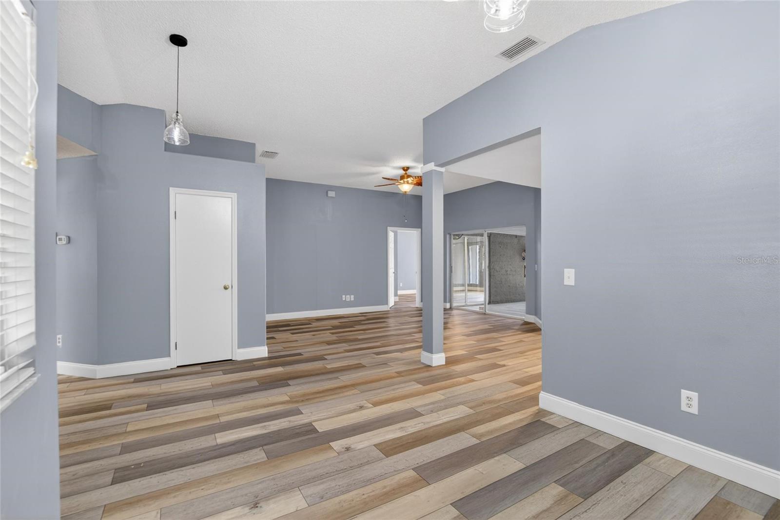 305 SAND RIDGE DR, VALRICO, FL, 33594