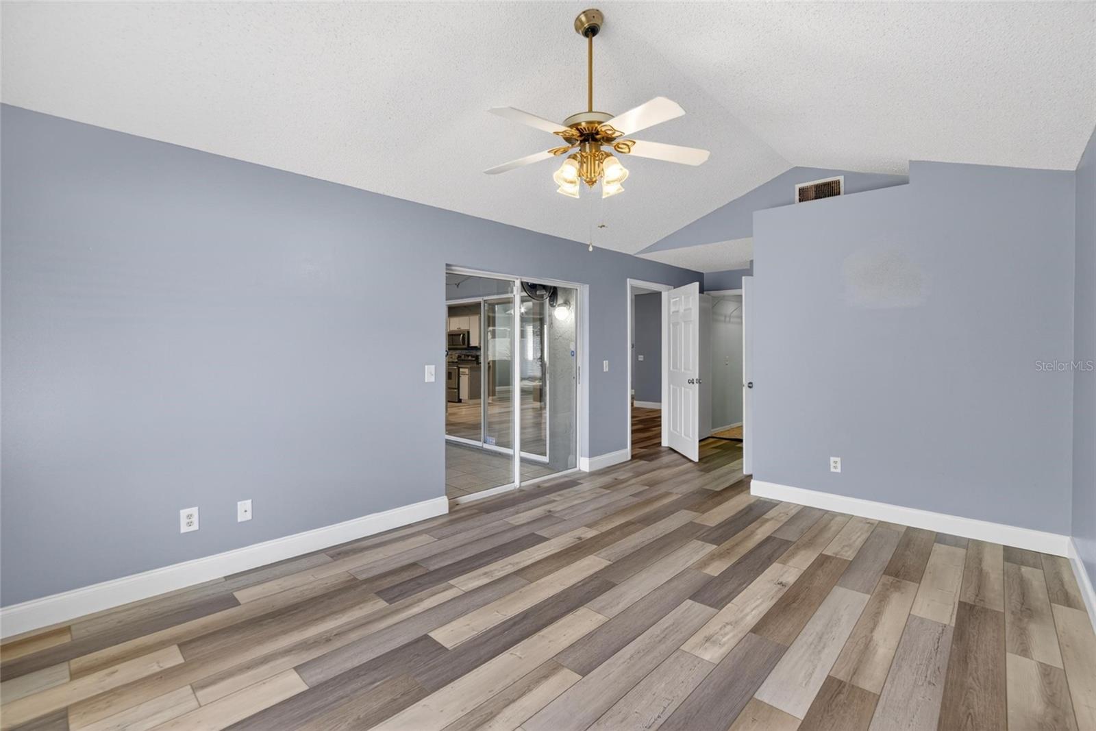 305 SAND RIDGE DR, VALRICO, FL, 33594