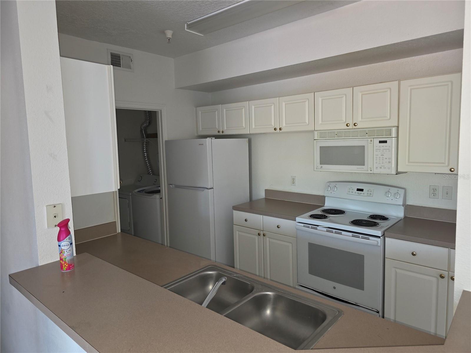5554 METROWEST BLVD #202, ORLANDO, FL, 32811