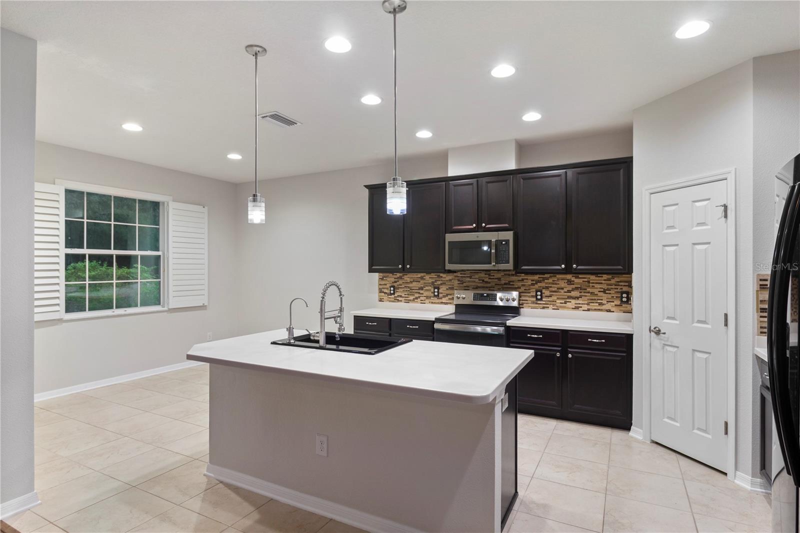 6936 ROCKY CANYON WAY, TAMPA, FL, 33625