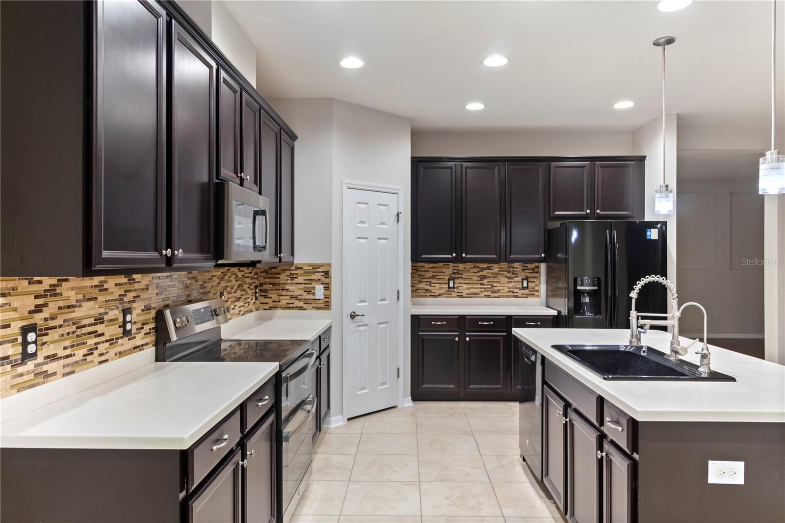 6936 ROCKY CANYON WAY, TAMPA, FL, 33625