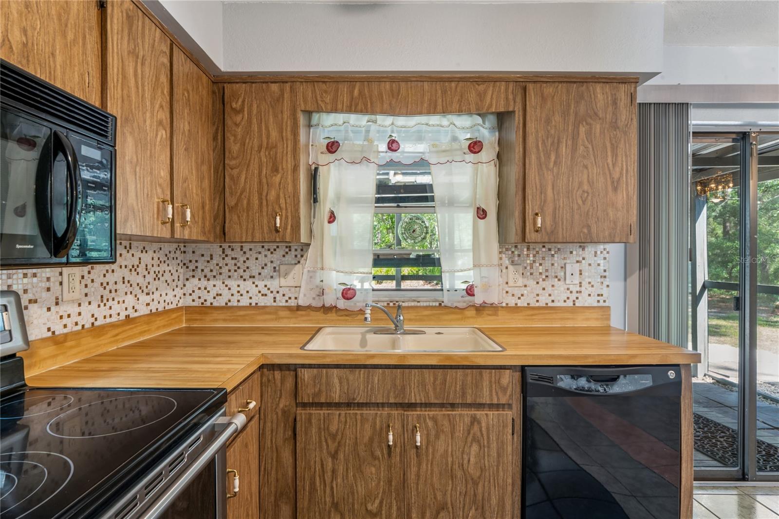 14345 MISSOURI SKYLARK RD, WEEKI WACHEE, FL, 34614