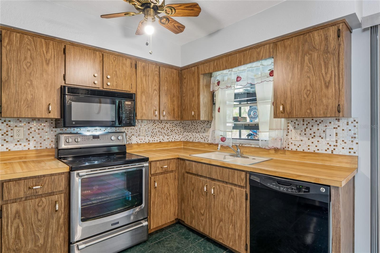 14345 MISSOURI SKYLARK RD, WEEKI WACHEE, FL, 34614