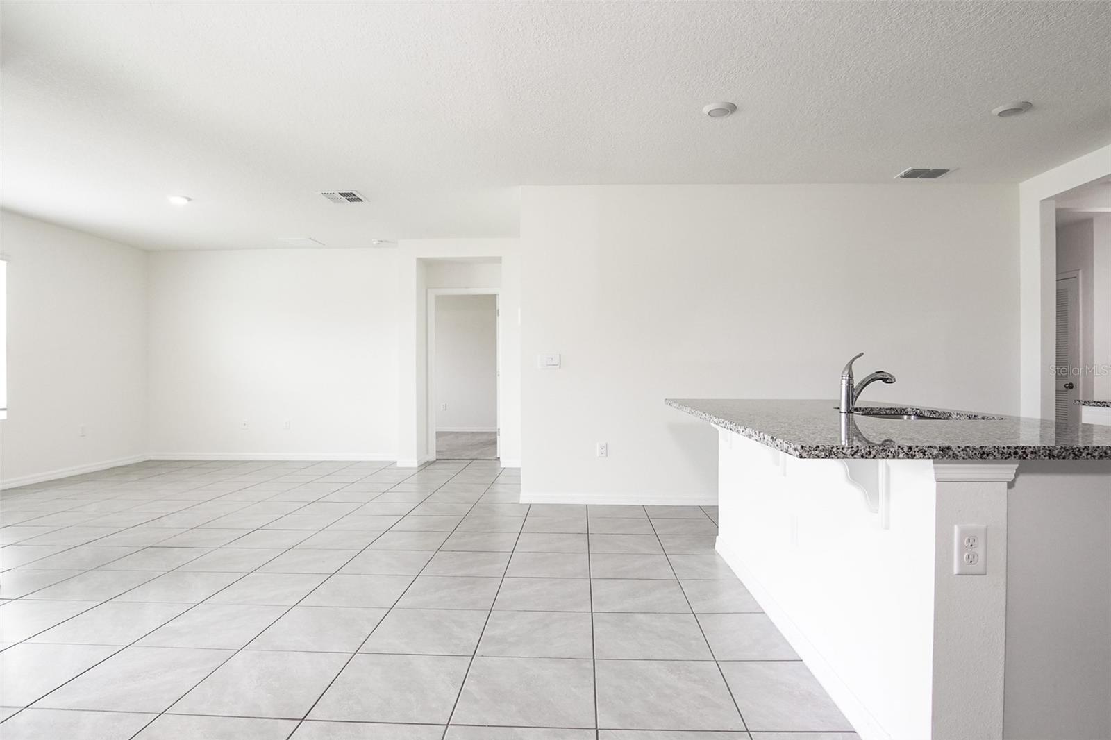 11364 AMBER RIDGE DR, ZELLWOOD, FL, 32798