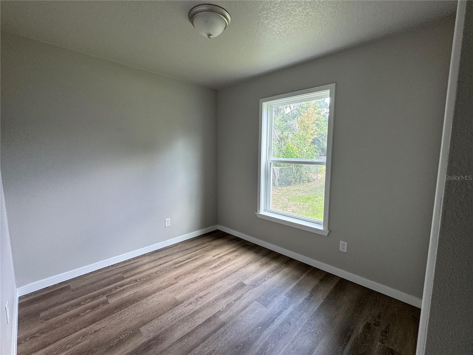 357 N MAIN AVE, GROVELAND, FL, 34736