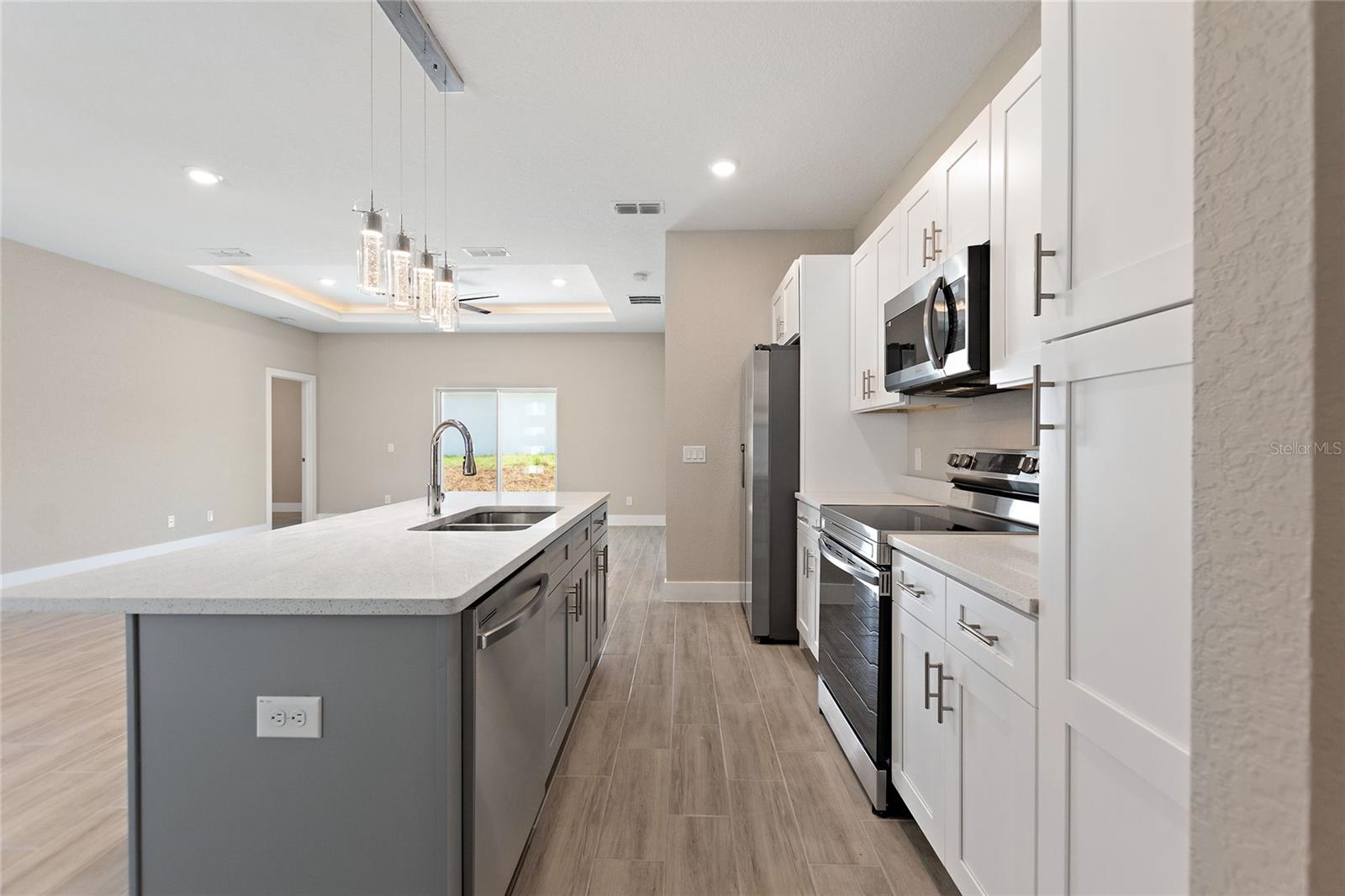 302 ELDERBERRY CT, KISSIMMEE, FL, 34759