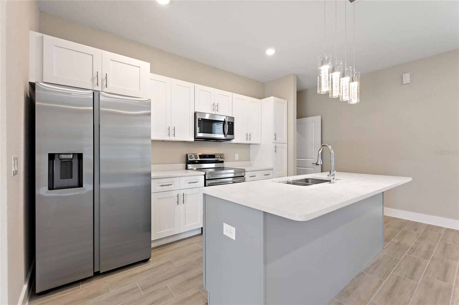 302 ELDERBERRY CT, KISSIMMEE, FL, 34759