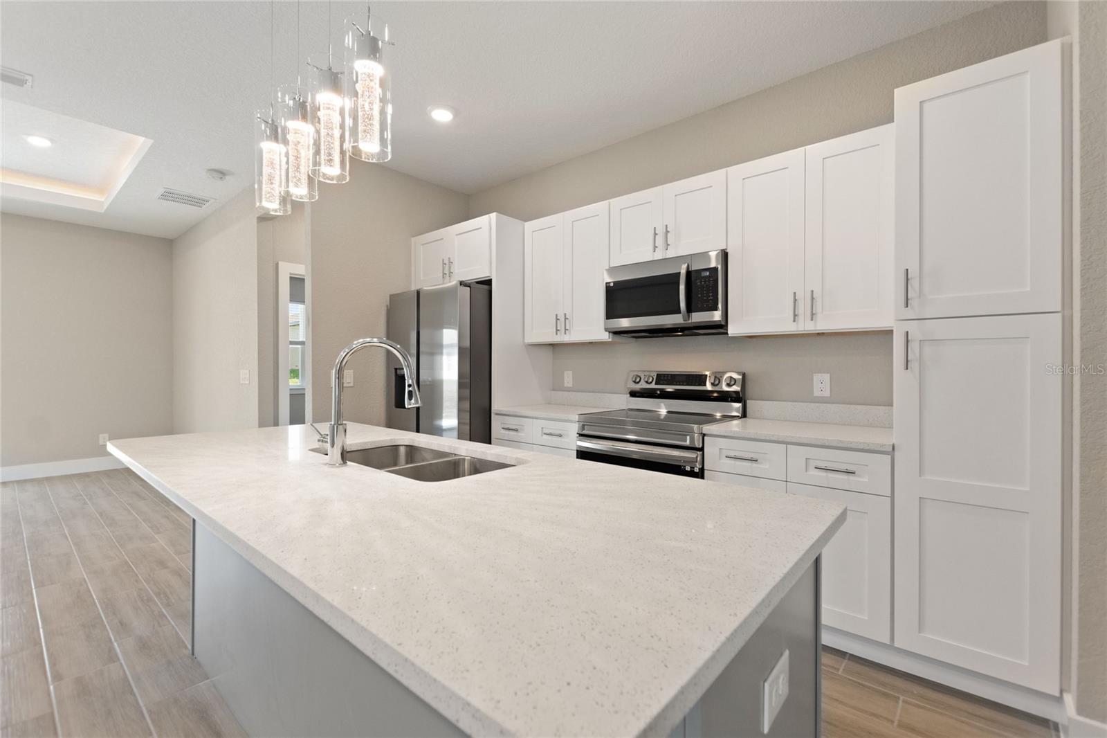 302 ELDERBERRY CT, KISSIMMEE, FL, 34759
