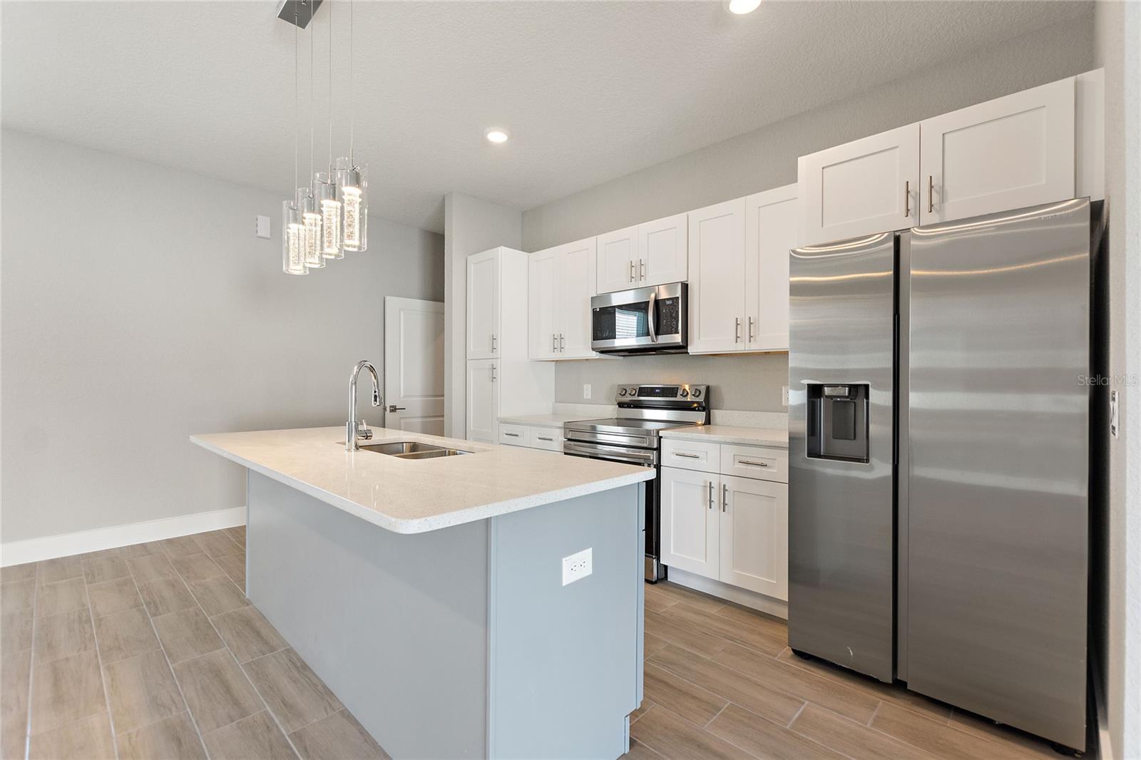 802 JAMES DR, KISSIMMEE, FL, 34759