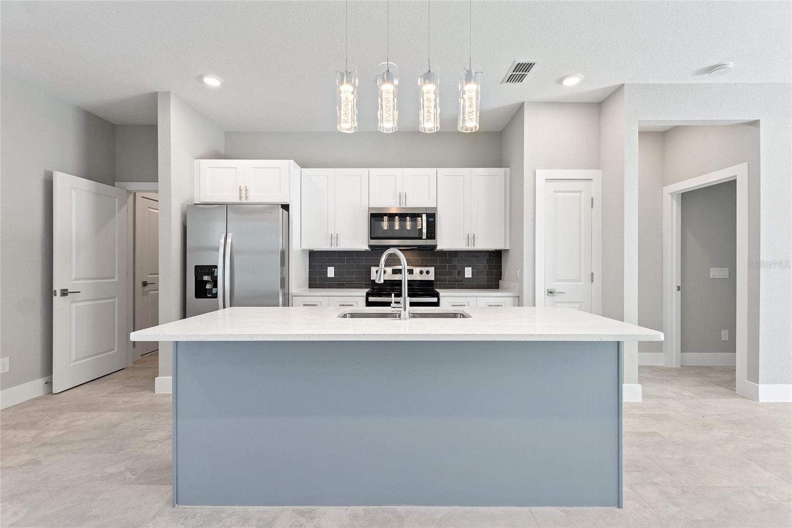 3707 FONTAINEBLEAU ST, NORTH PORT, FL, 34287