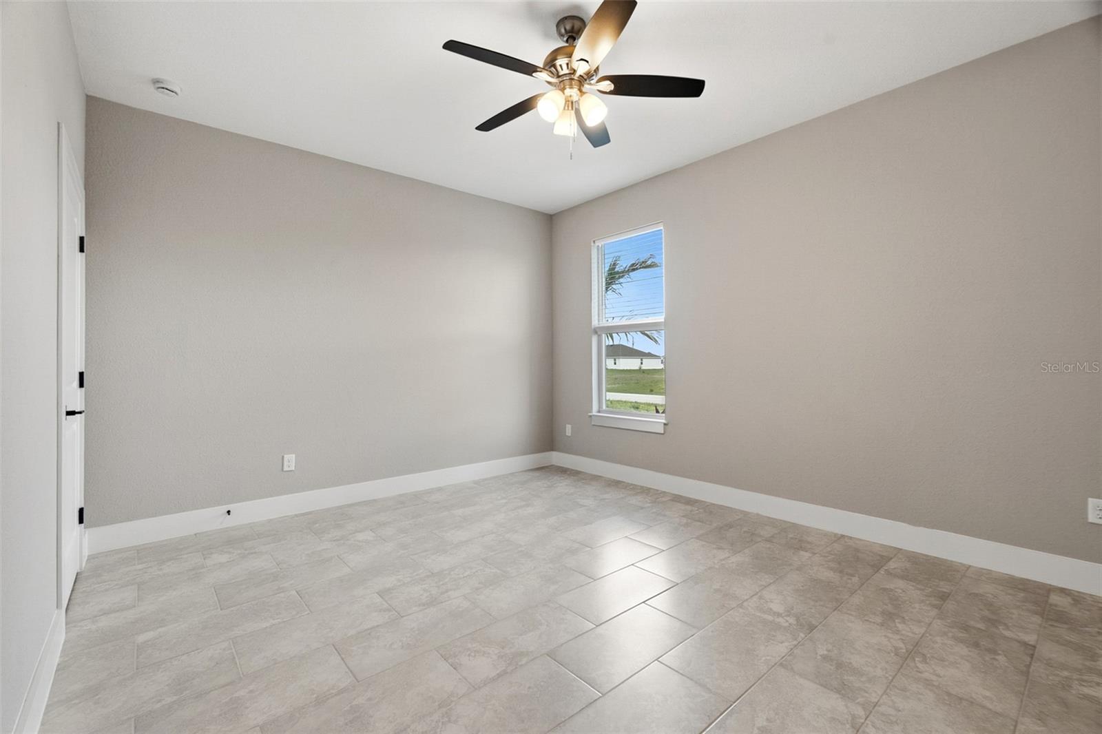 2027 NW 17TH ST, CAPE CORAL, FL, 33993