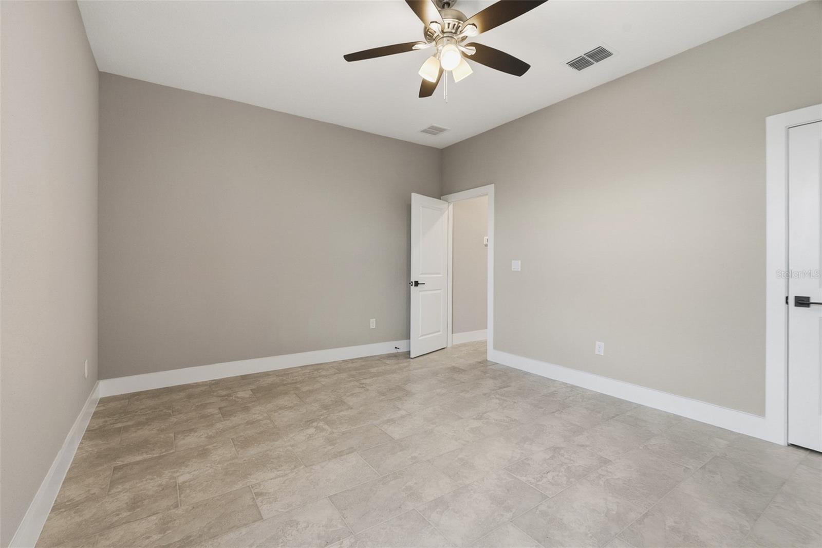 2027 NW 17TH ST, CAPE CORAL, FL, 33993