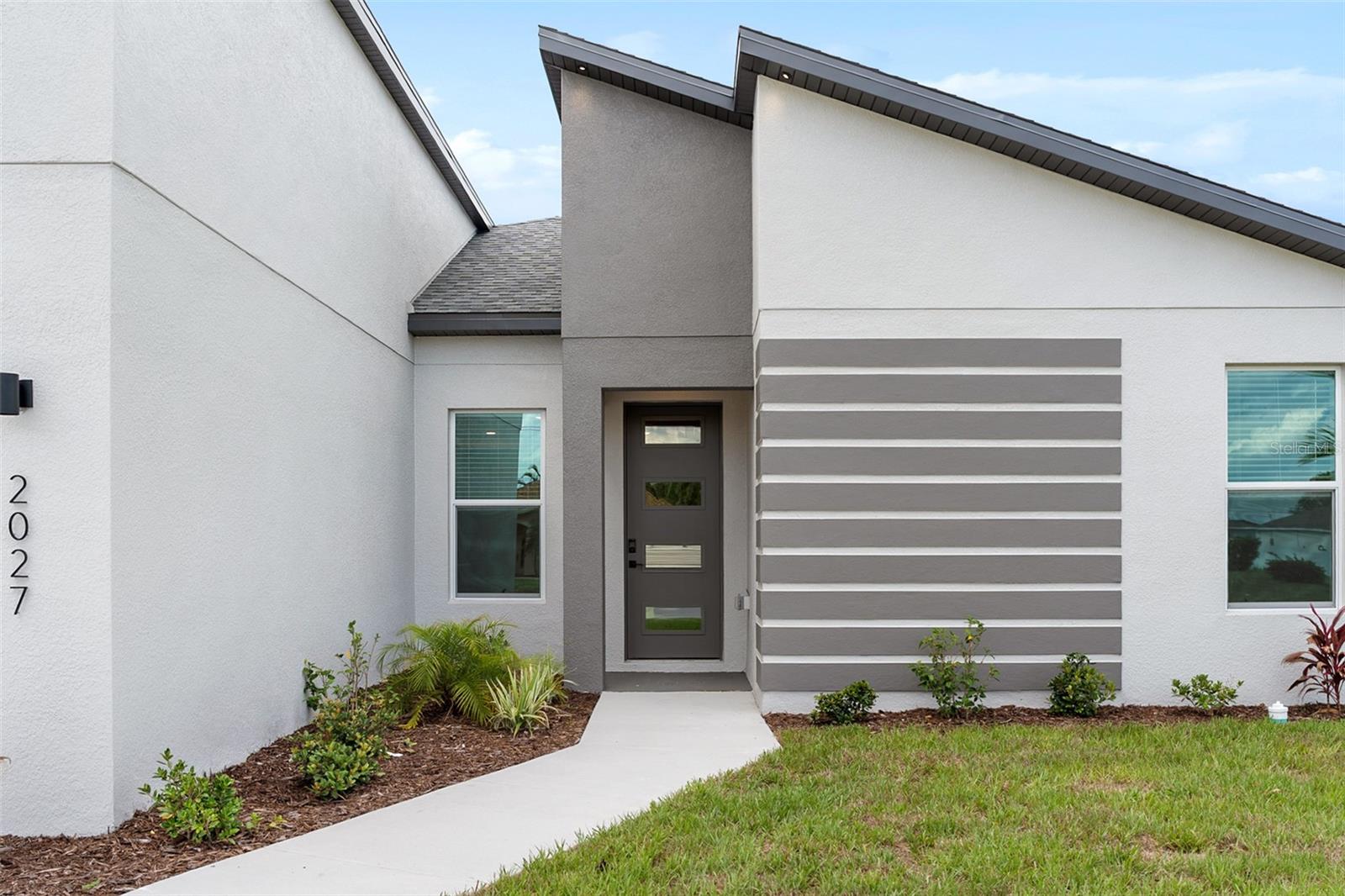 2027 NW 17TH ST, CAPE CORAL, FL, 33993