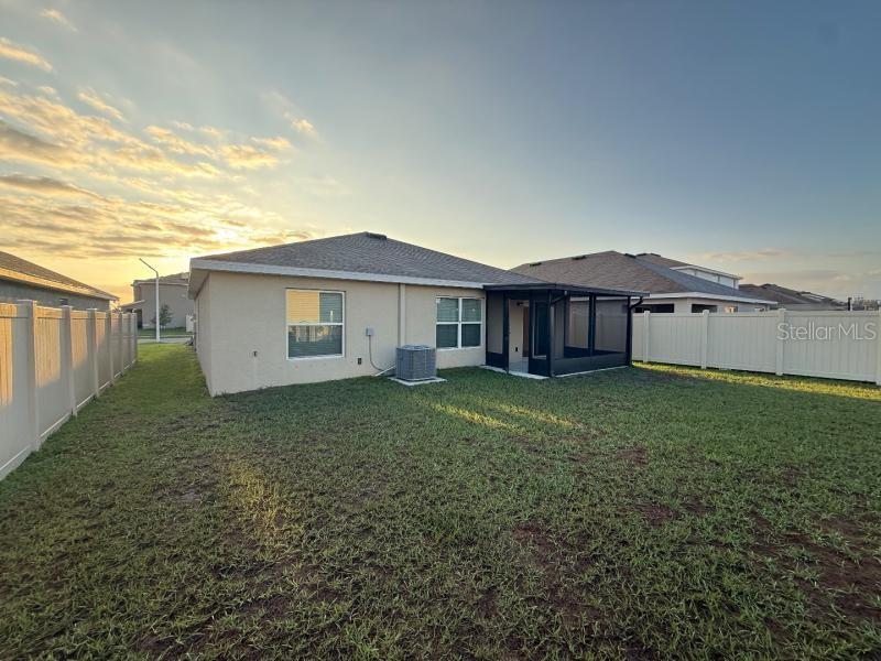 16717 PARKER RIVER ST, WIMAUMA, FL, 33598