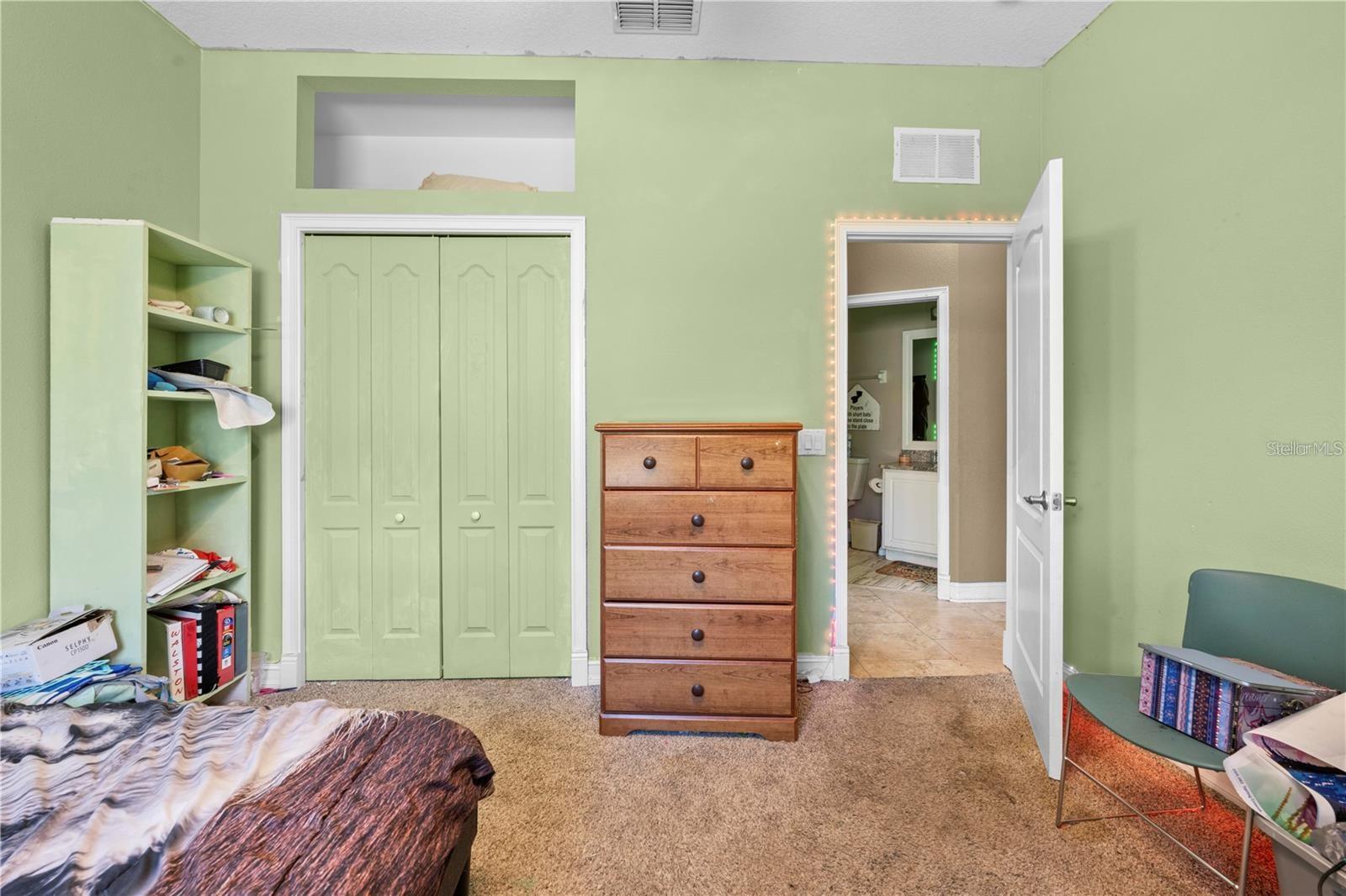 13040 QUIGLEY AVE, WEEKI WACHEE, FL, 34614