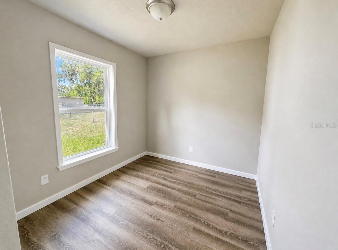 351 N MAIN AVE, GROVELAND, FL, 34736
