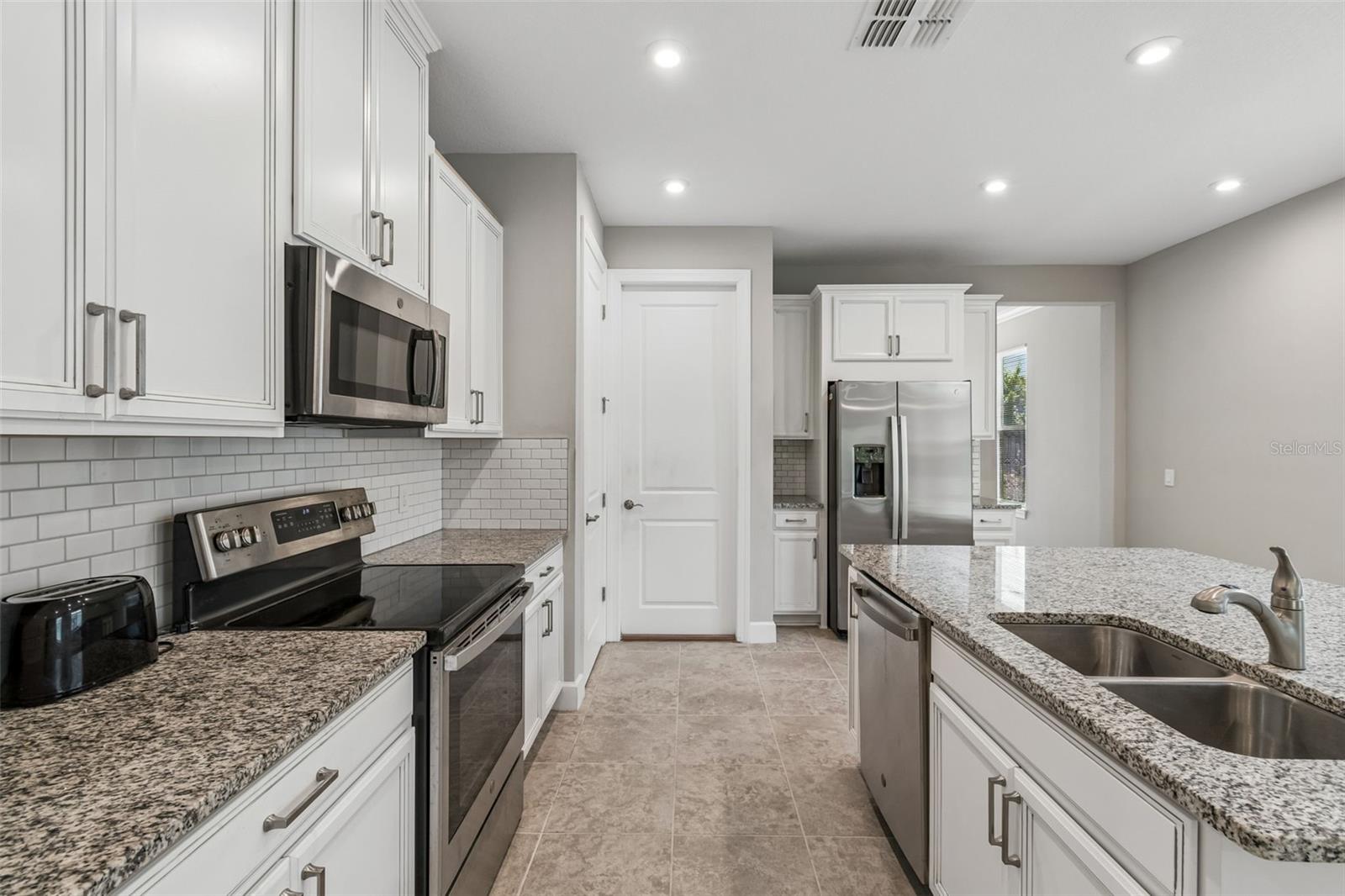 2159 PALM TREE DR, KISSIMMEE, FL, 34759