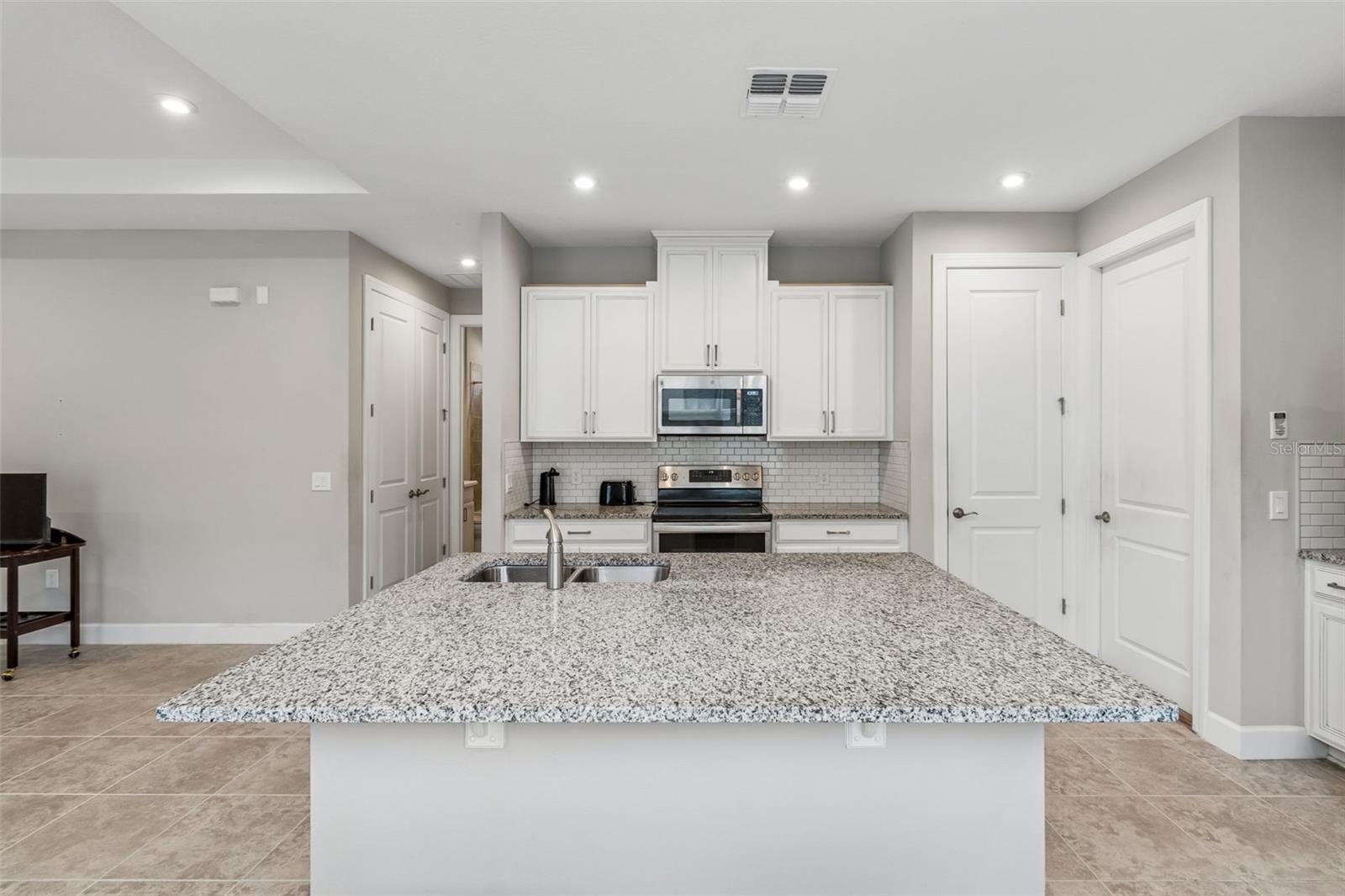 2159 PALM TREE DR, KISSIMMEE, FL, 34759