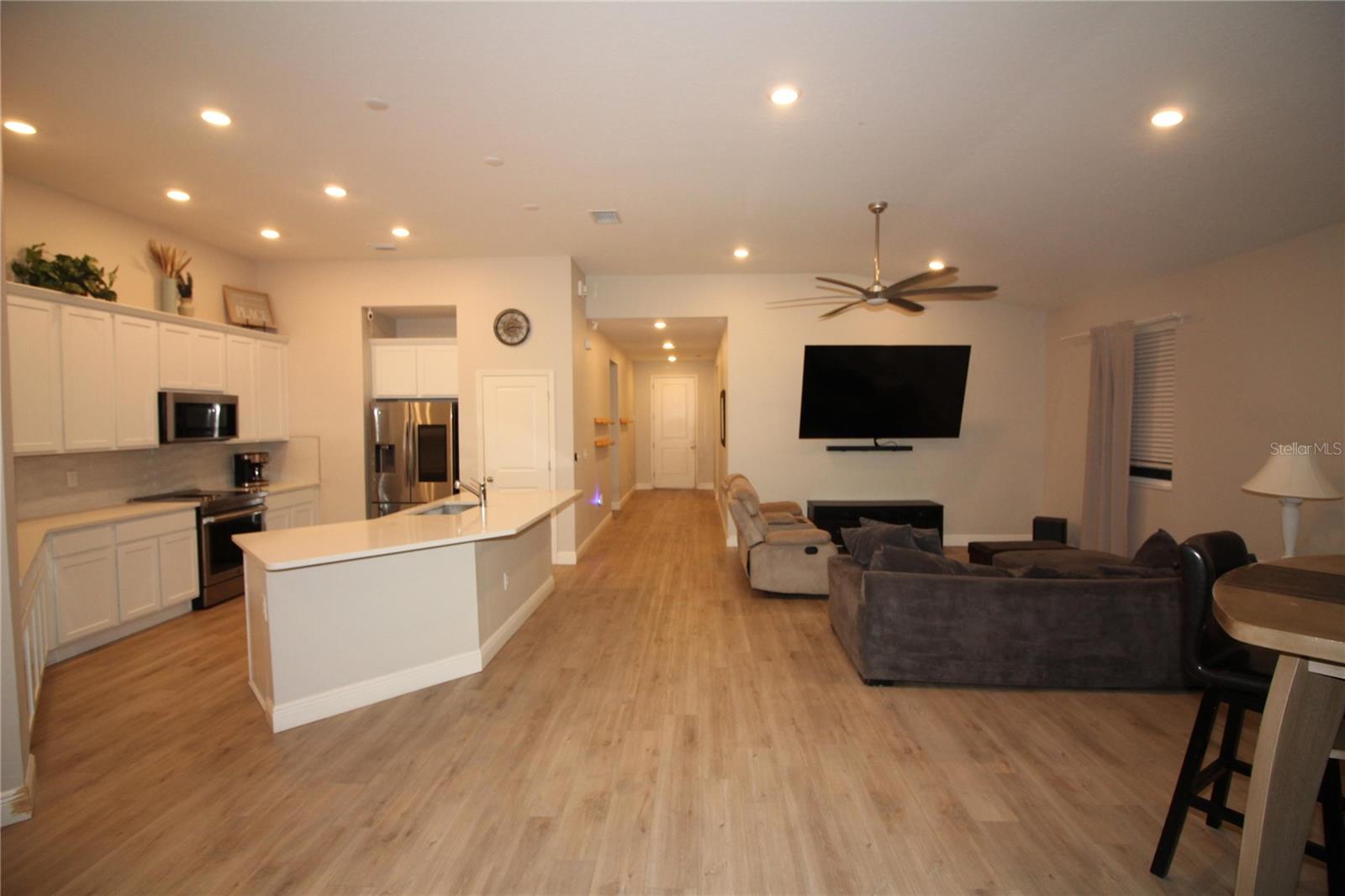 9449 SANDERS PARK PL, SEFFNER, FL, 33584