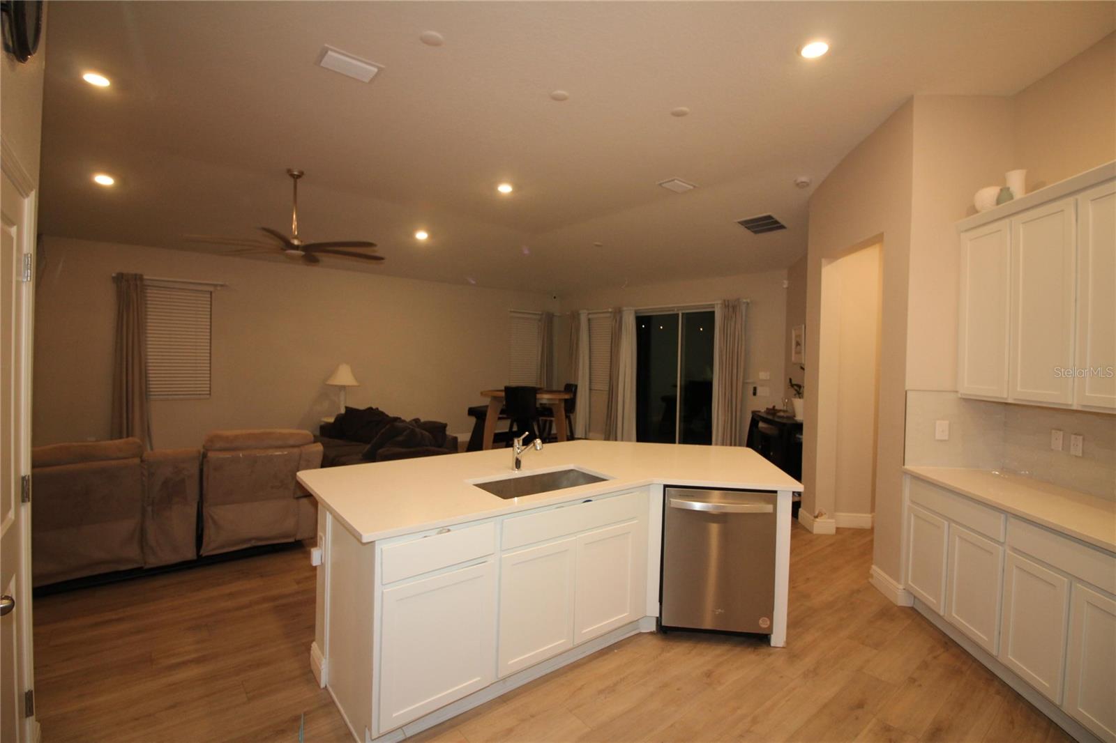 9449 SANDERS PARK PL, SEFFNER, FL, 33584