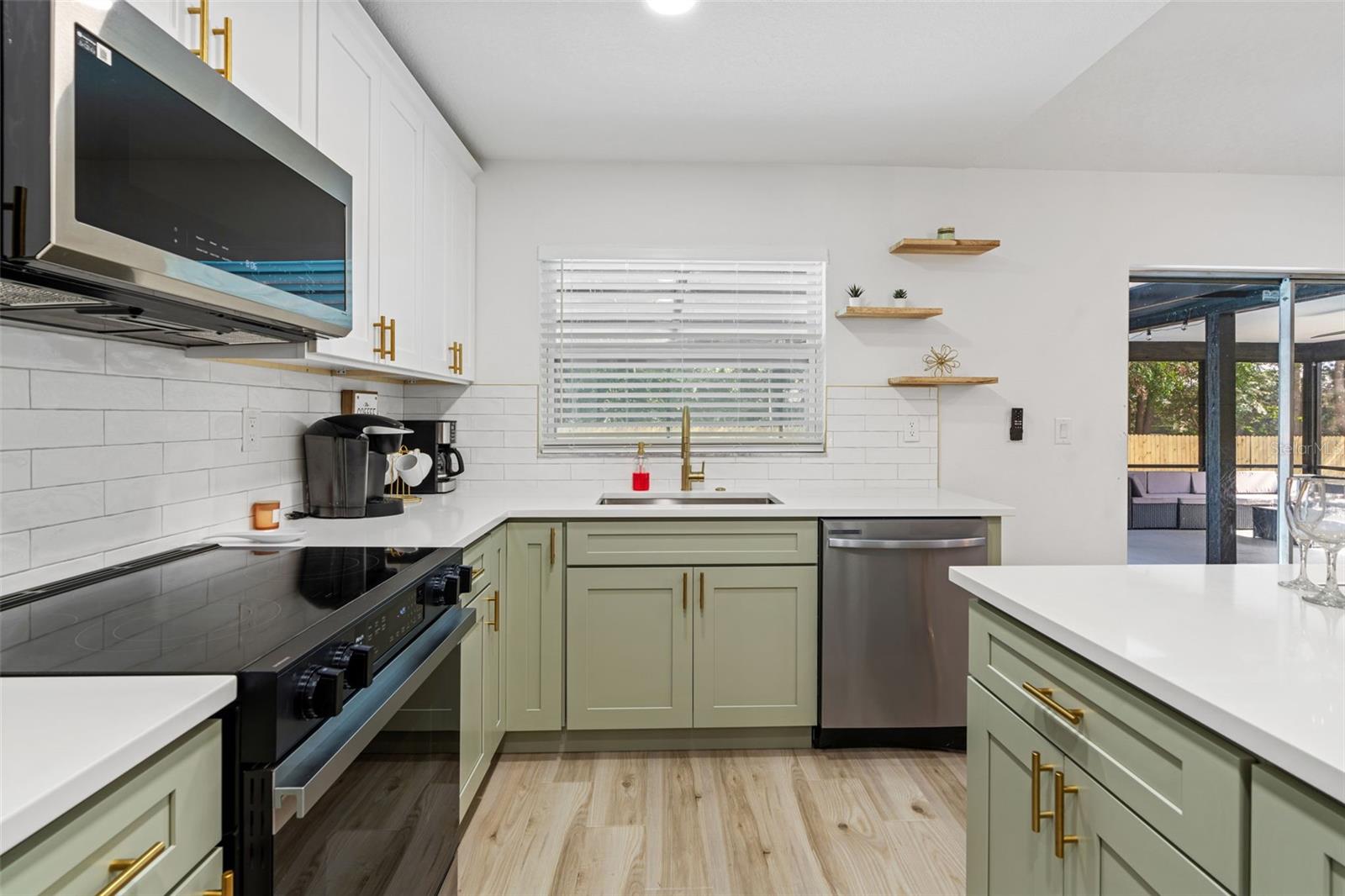 3298 ORCHARD DR, PALM HARBOR, FL, 34684