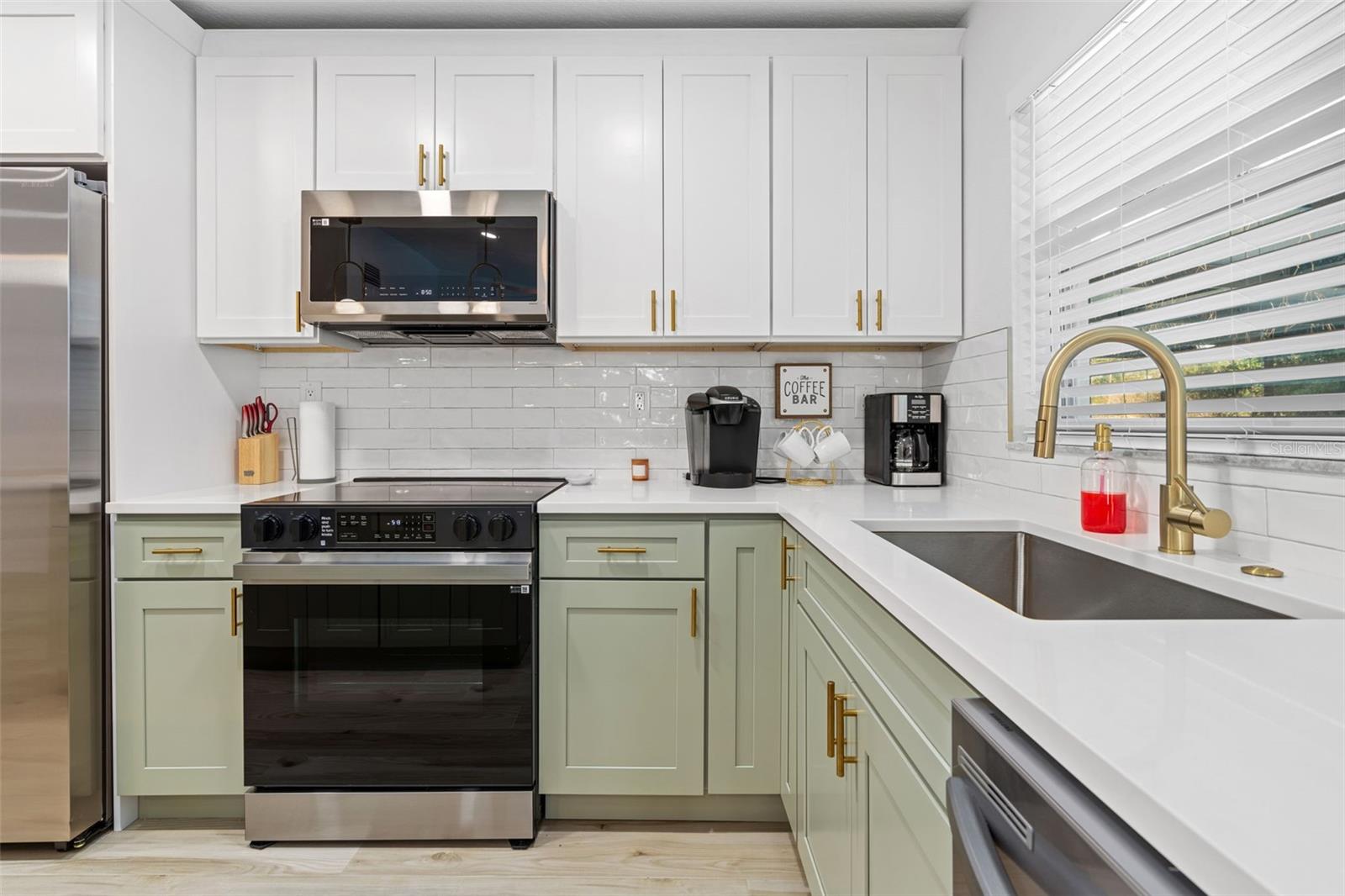 3298 ORCHARD DR, PALM HARBOR, FL, 34684