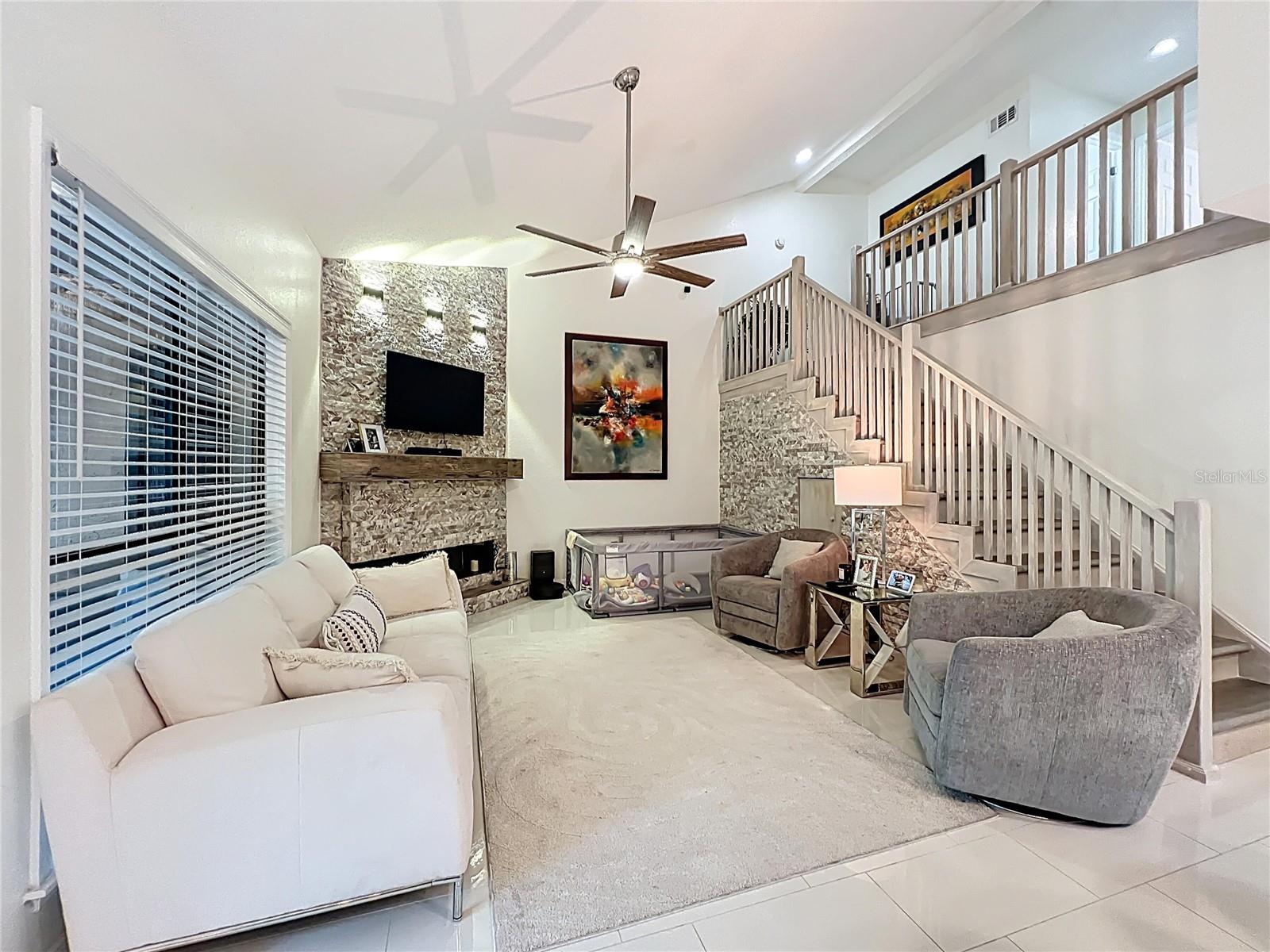 940 DOUGLAS AVE #197, ALTAMONTE SPRINGS, FL, 32714
