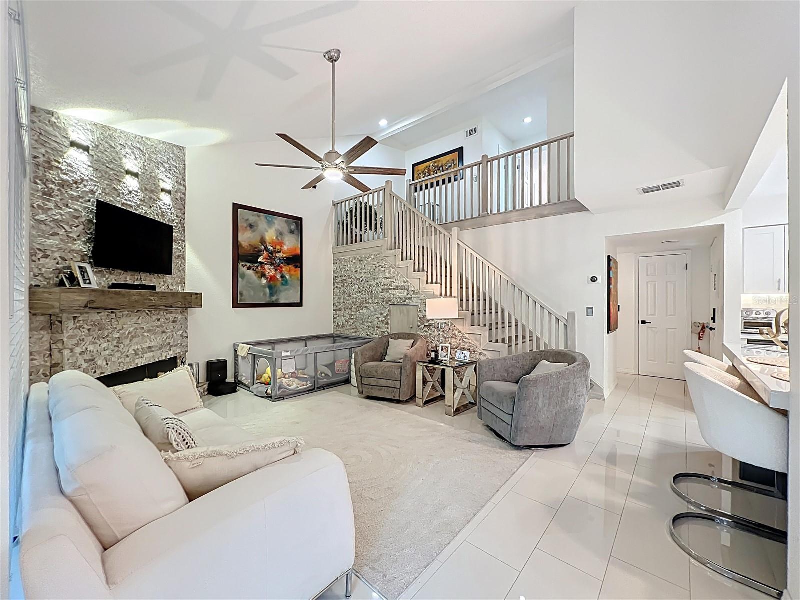 940 DOUGLAS AVE #197, ALTAMONTE SPRINGS, FL, 32714