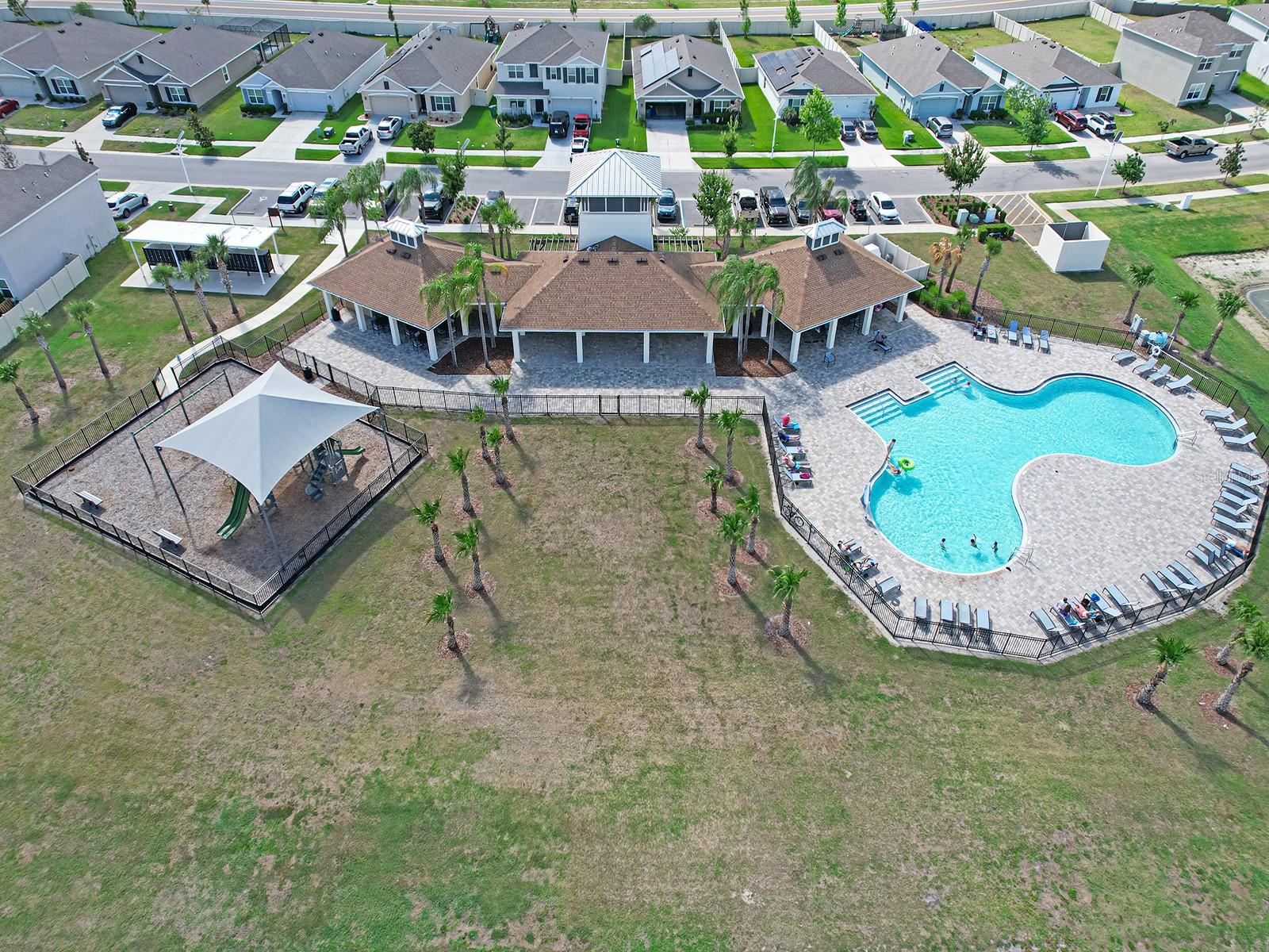 7850 SAIL CLOVER LN, ZEPHYRHILLS, FL, 33540