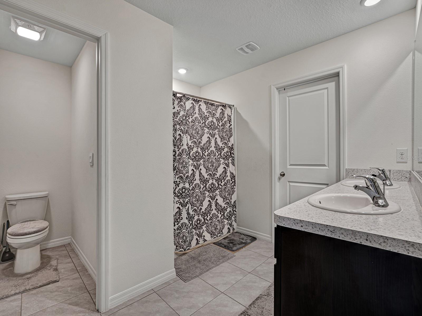 7850 SAIL CLOVER LN, ZEPHYRHILLS, FL, 33540